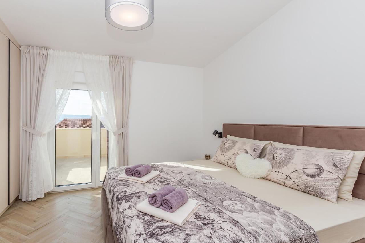 Holiday House Villa Andro Pinezići Zewnętrze zdjęcie