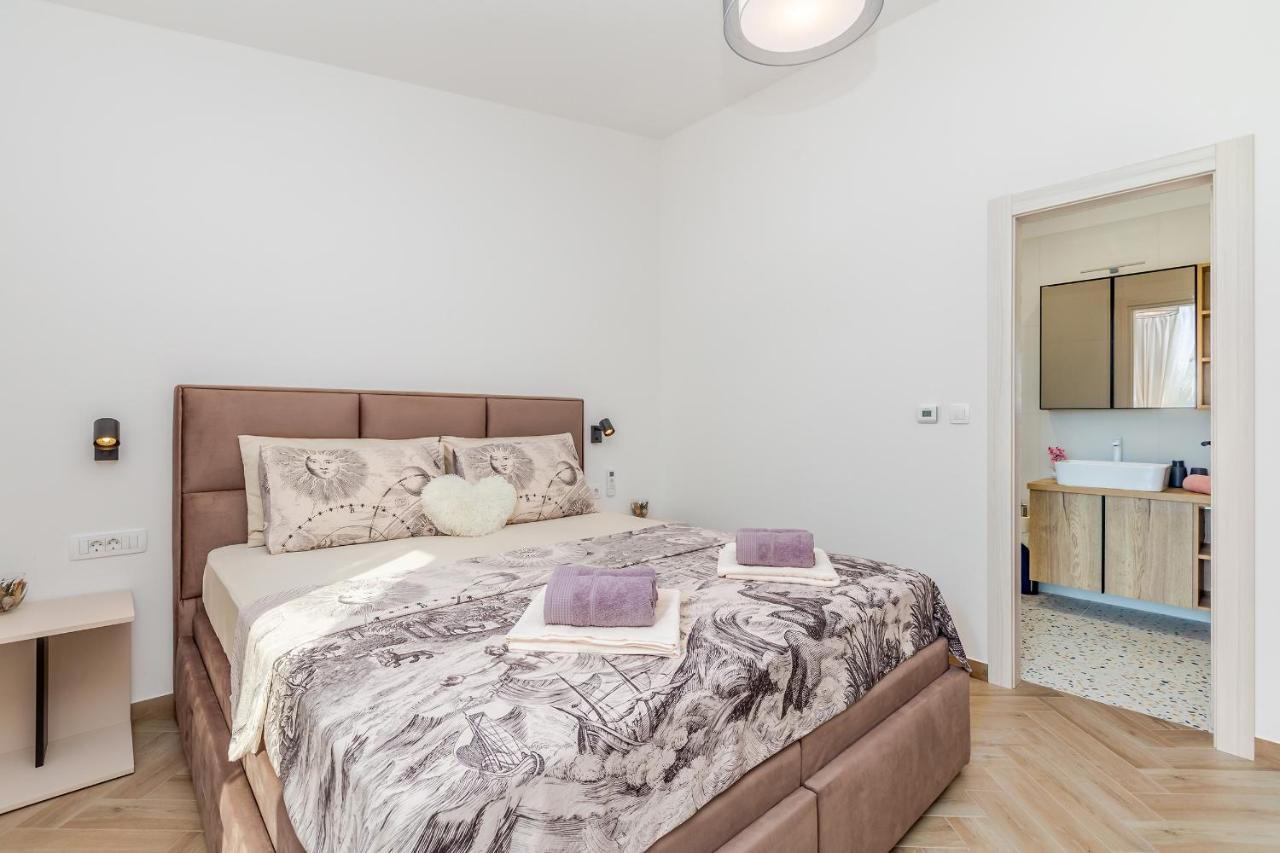 Holiday House Villa Andro Pinezići Zewnętrze zdjęcie